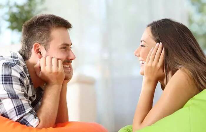 دليل حب الزوج لزوجته في الفراش